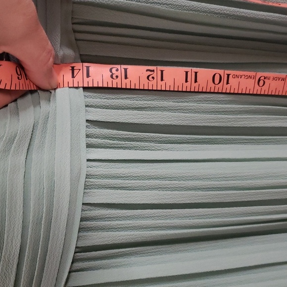 Zara Green Halter Jumpsuit with Flowing Wide-Leg Design Medium - Picture 10 of 16